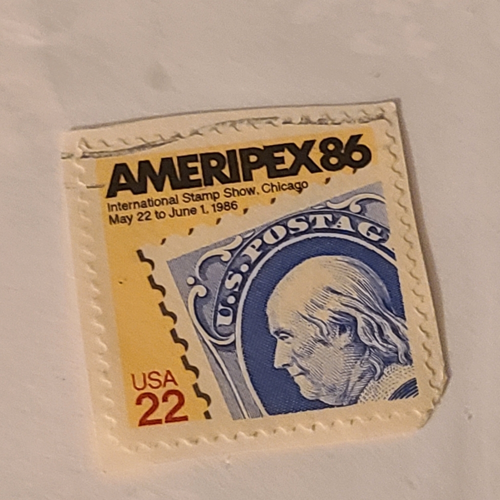 Ameripex 86 Stamp with Blue and Yellow Design 22cent Collectible
